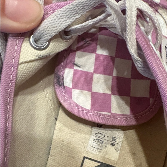 Vans low top lace up sneakers - Picture 9 of 10